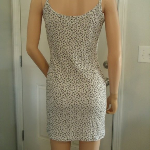 Beach Worn - Small Beach Summer Dress/Coverup - Picture 2 of 7